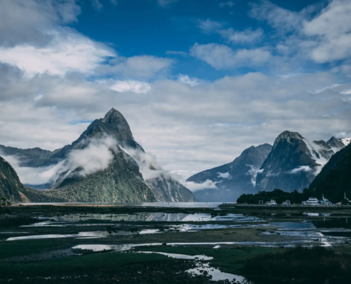 Milford Sound – New Zealand Photo by Timothy Chan on Unsplash